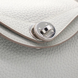 Taurillon Clemence Mini Lindy 20 Gris Pearle