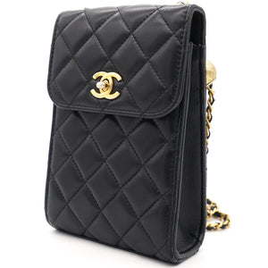 Lambskin Quilted Vertical Pearl Crush Flap with Chain Black