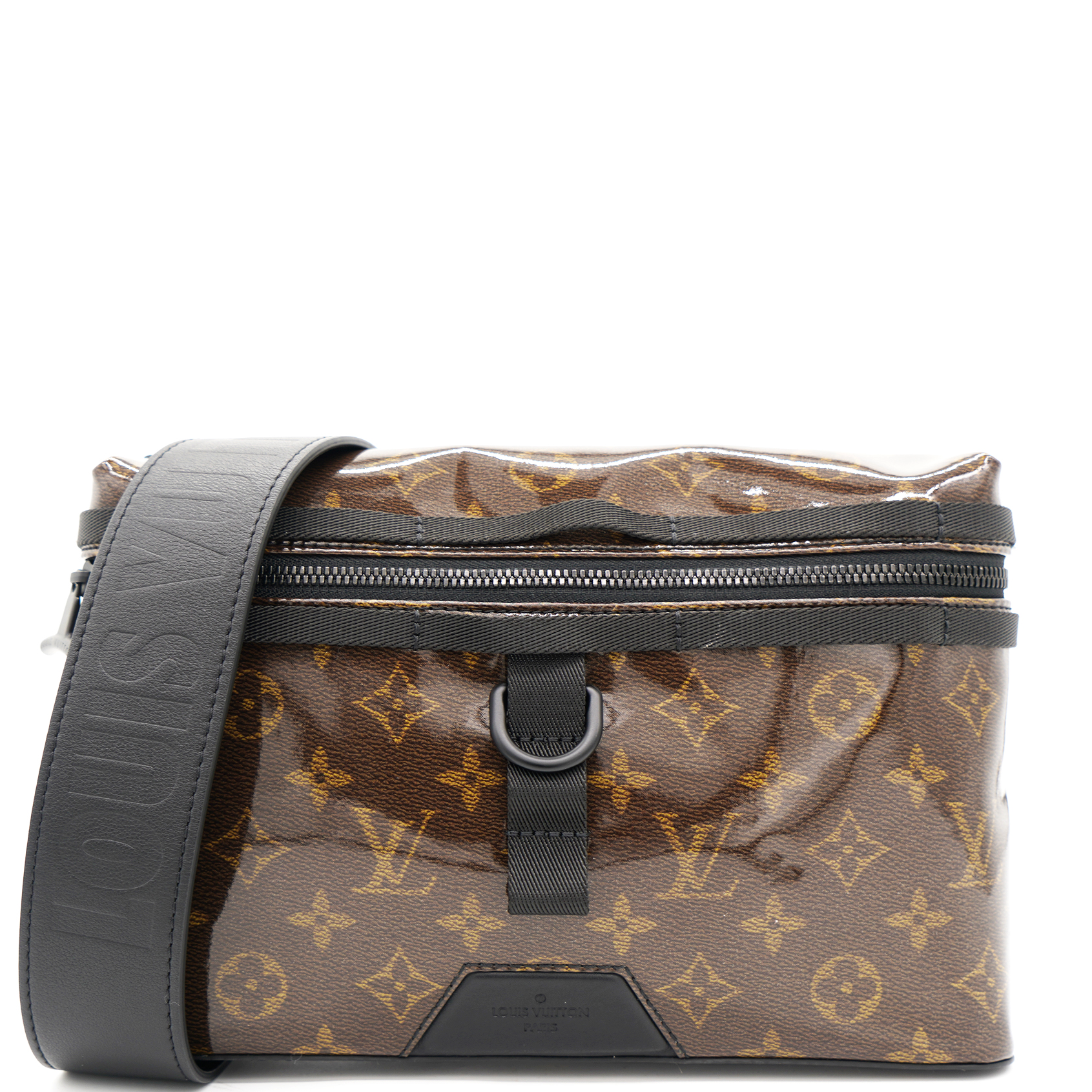 Men’s Fall Winter 2018 Collection Monogram Messenger Bag