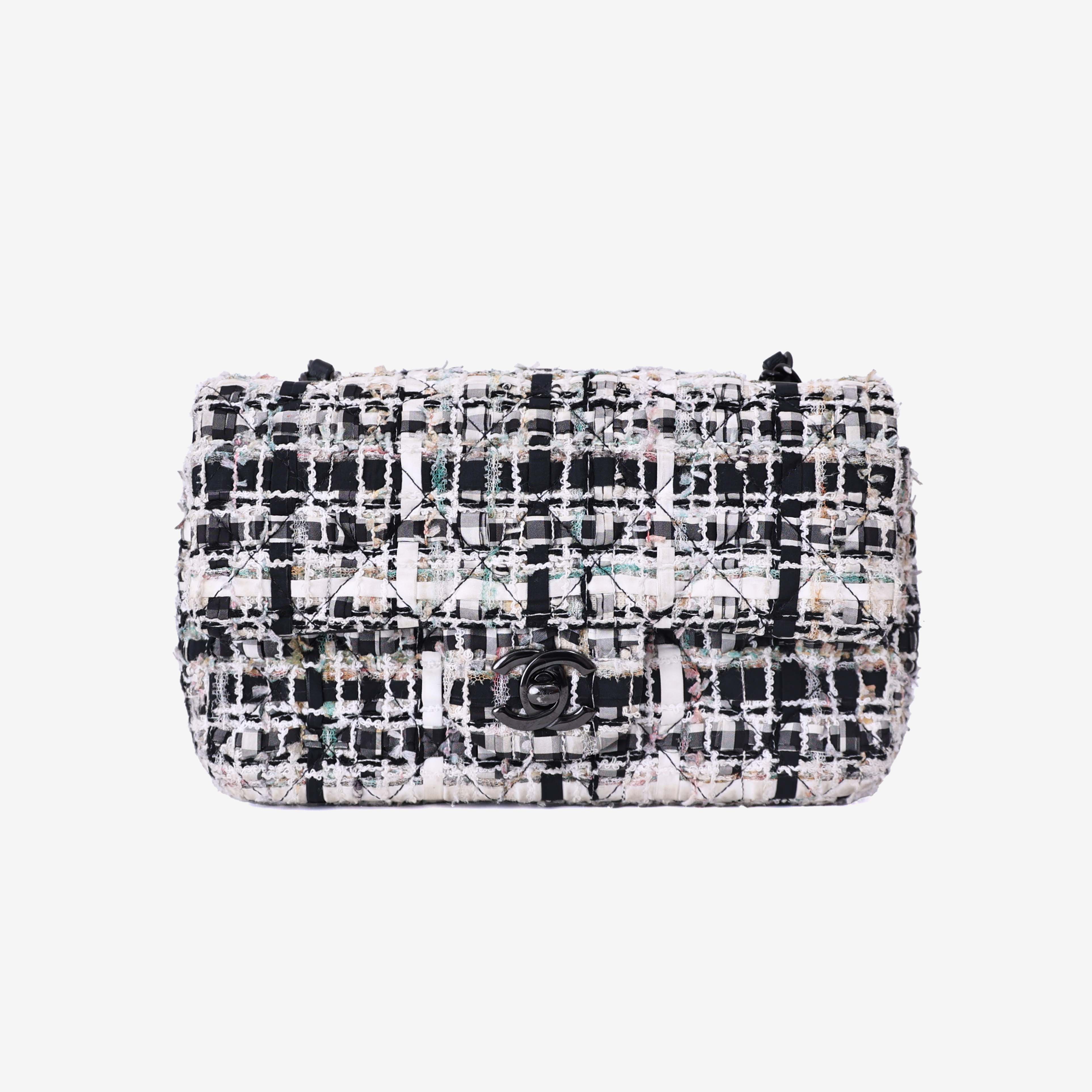 Chanel Classic Flap Bag in Black/White Tweed Leather with So Black Hardware (Contact to Enquire)