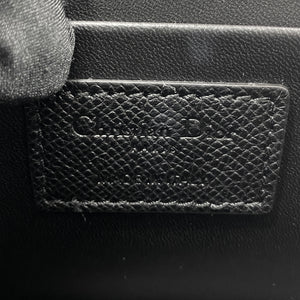 30 Montaigne Box Bag Black Ultramatte Grained Calfskin