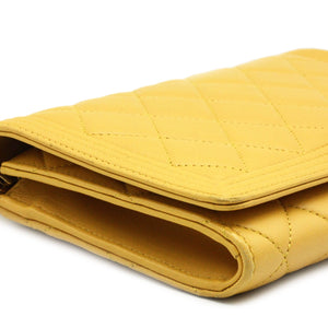 Boy Wallet On Chain
