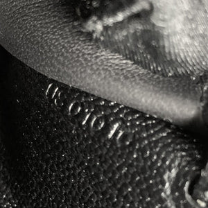 Kelly to Go Noir