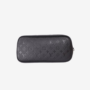 Louis Vuitton Neverfull MM in Black Leather with Gold Hardware