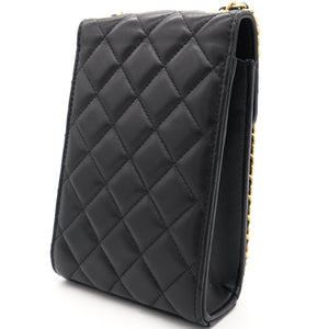 Lambskin Quilted Vertical Pearl Crush Flap with Chain Black
