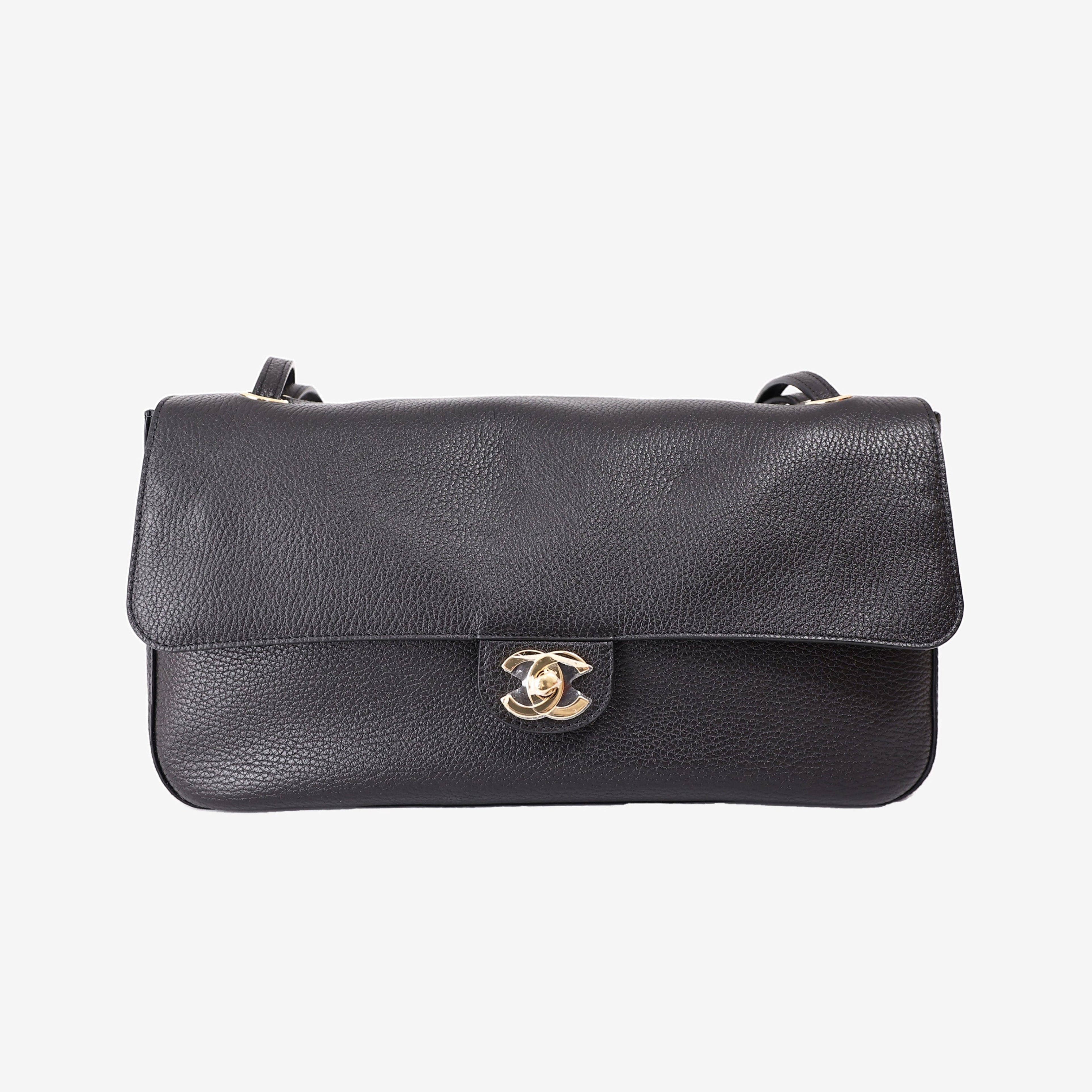 Chanel 26S Matthieu Blazy Maxi Flap Bag in Black Grained Calfskin Leather with Gold Hardware (Contact to Enquire)