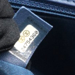 Matelasse Coco Mark Chain Caviar Shoulder Bag Navy