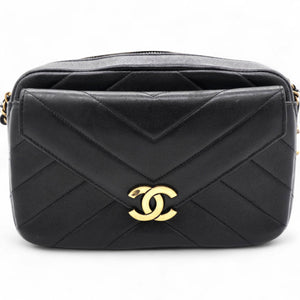 Lambskin Chevron Quilted Coco Envelope Flap Camera Case Black