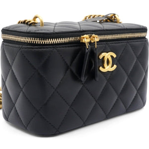 Lambskin Quilted Sweet Camellia Small Vanity Case With Chain Black