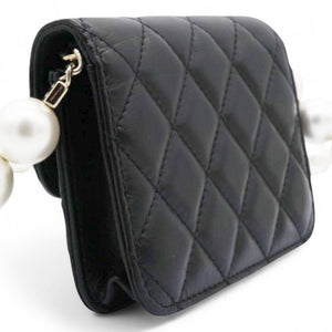Quilted Maxi Pearls Card Holder Flap With Chain Black