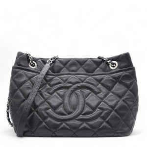 Caviar Quilted CC Timeless Soft Tote Black