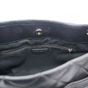 Caviar Quilted CC Timeless Soft Tote Black
