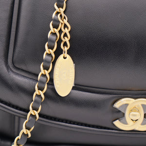 Medium Vintage Puffy Flap Bag in Black Lambskin