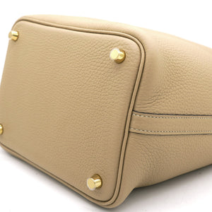 Trench Clemence Leather Gold Hardware Picotin Lock 18 Bag