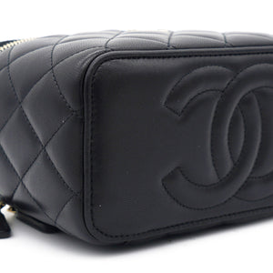 Lambskin Quilted Small Top Handle Vanity Case With Chain Black