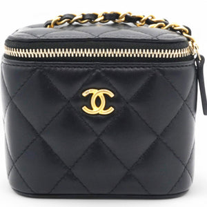 Lambskin Quilted Mini Pearl Crush Vanity Case With Chain Black
