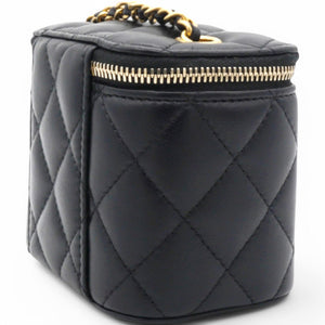 Lambskin Quilted Mini Pearl Crush Vanity Case With Chain Black