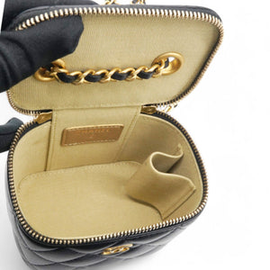 Lambskin Quilted Mini Pearl Crush Vanity Case With Chain Black