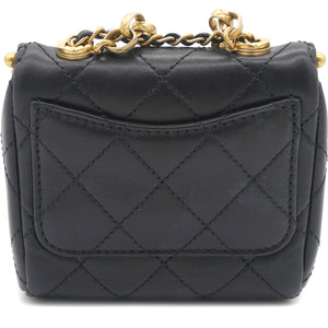 Kiss lock Clasp Bag Lambskin Black