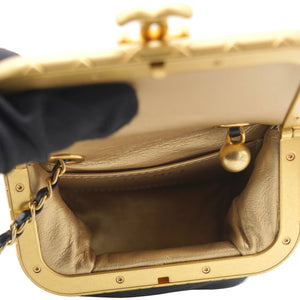 Kiss lock Clasp Bag Lambskin Black