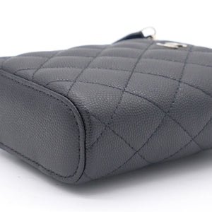 Caviar Quilted Nano Vertical Coco Beauty Vanity Case With Chain Black
