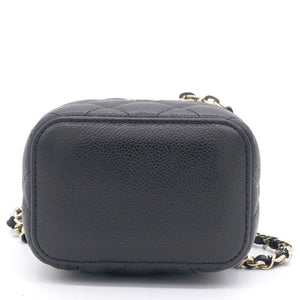 Caviar Quilted Small Vertical Coco Beauty Vanity Case With Chain Black