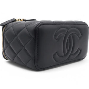 Lambskin Quilted Pearl Crush Small Vanity Case With Chain Black