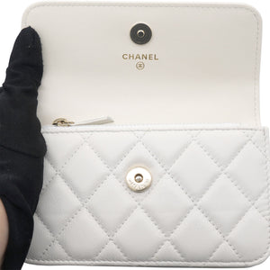 Calfskin Quilted Pearl Mini Wallet On Chain WOC White