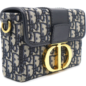 30 Montaigne Oblique Bag