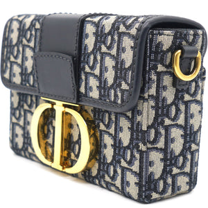 30 Montaigne Oblique Bag