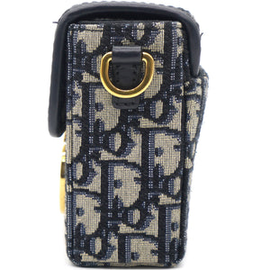 30 Montaigne Oblique Bag