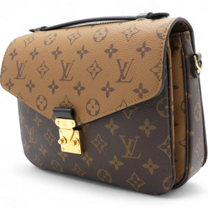 Reverse Monogram Pochette Metis