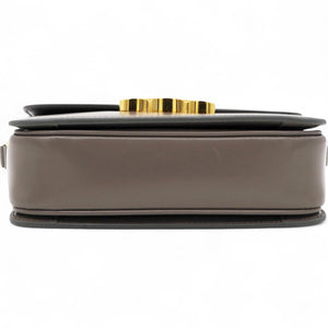 Shiny Leather Triomphe Pebble Teen