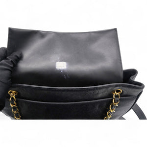 Vintage CC Logo Shoulder Bag