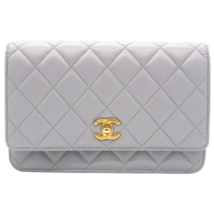 Lambskin Quilted CC Pearl Crush Wallet on Chain WOC Grey