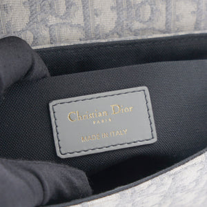 30 Montaigne Box Bag Gray Dior Oblique Jacquard