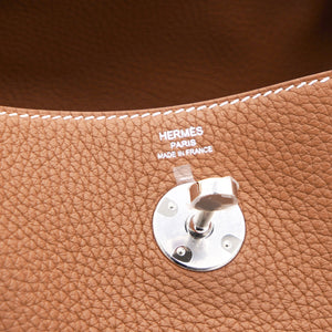 Gold Taurillon Clemence Leather Palladium Hardware Lindy 26 Bag