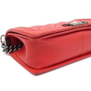 Quilted Medium Boy Bag Calfskin Red Ruthenium Hardware