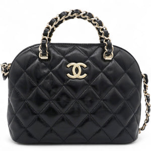 Shiny Lambskin Quilted Shiny Coco Clutch With Chain Black