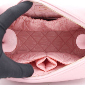 Caviar Quilted Medium Curvy Pouch Cosmetic Case Light Pink