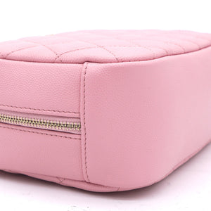 Caviar Quilted Medium Curvy Pouch Cosmetic Case Light Pink
