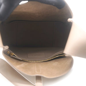 Le 5 A 7 Supple Small in Grained Leather Dusty Grey