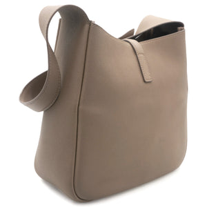 Le 5 A 7 Supple Small in Grained Leather Dusty Grey