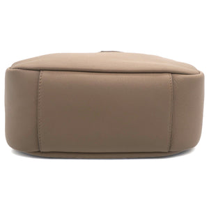 Le 5 A 7 Supple Small in Grained Leather Dusty Grey