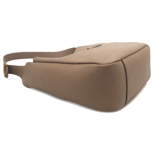Le 5 A 7 Supple Small in Grained Leather Dusty Grey