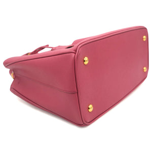 Saffiano Lux Medium Galleria Tote Fuschia