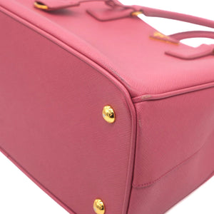 Saffiano Lux Medium Galleria Tote Fuschia