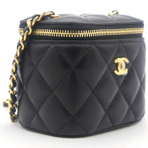 Lambskin Quilted Mini Pearl Crush Vanity Case with Chain Black