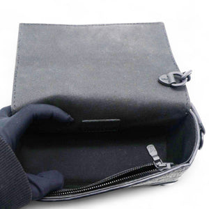 Taurillon Monogram Steamer Wearable Wallet Black
