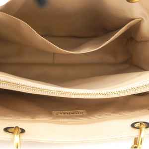 Caviar Quilted Grand Shopping Tote GST Beige Clair